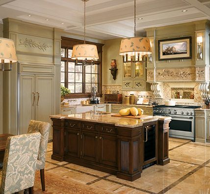 A Bentwood English Country Kitchen