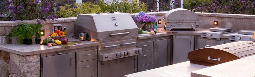 Create an Elegant Outdoor Kitchen and Avoid Two Common Mistakes