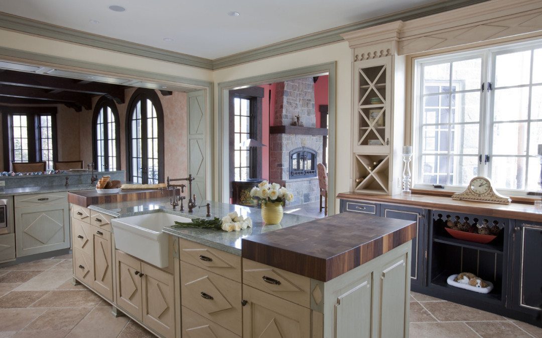French Country Kitchen in Brookville Long Island