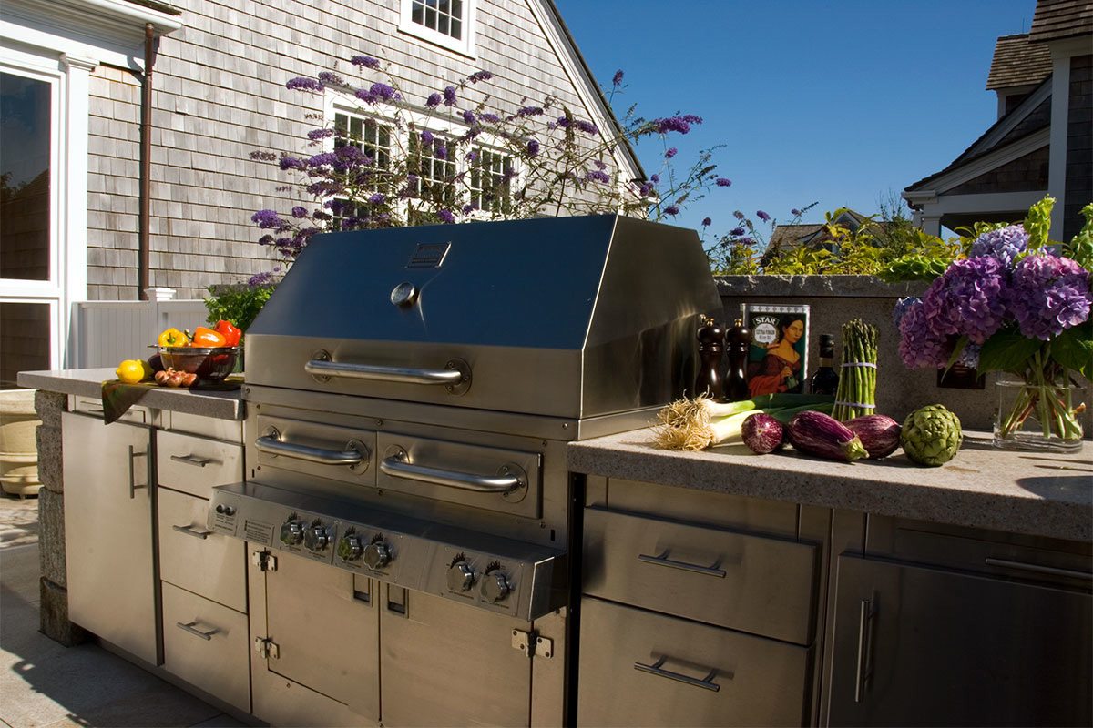 Kalamazoo Hybrid Grill - A Long Island Outdoor Kitchen Design Exclusive ...