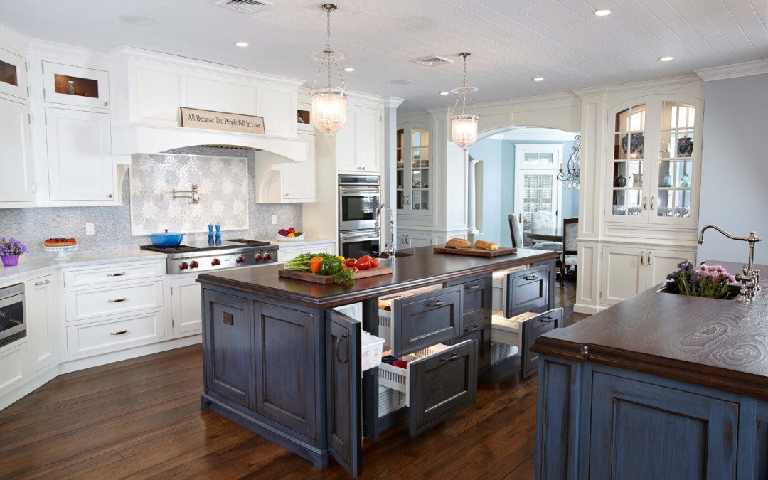 Design & Decorate Your Cozy Beach House Kitchen