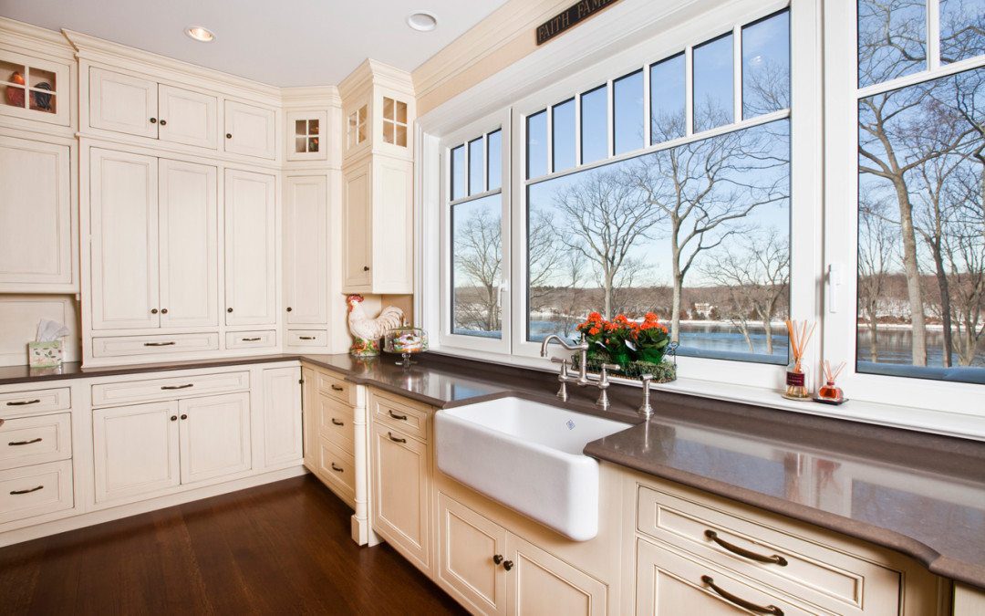 Breathtaking Views from This Kitchen in Lloyd Neck New York