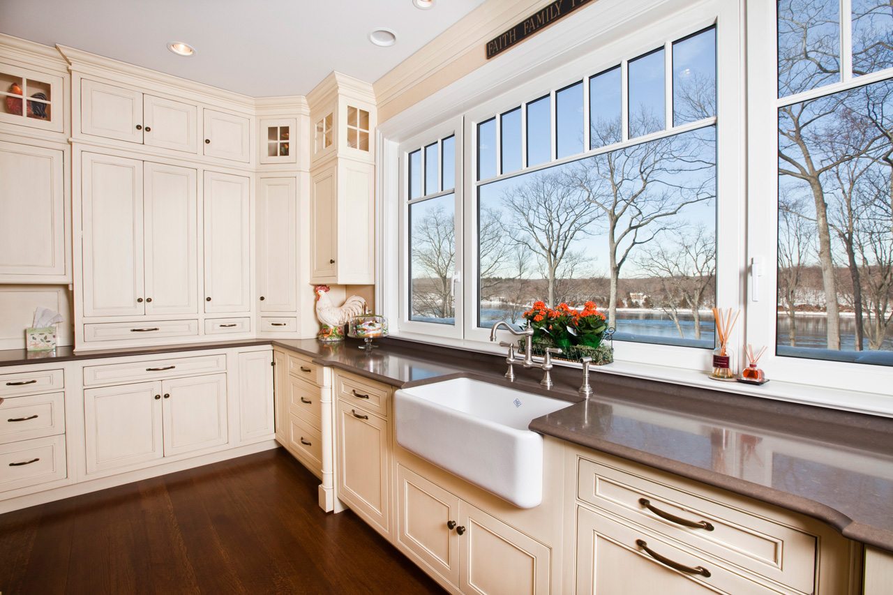 Beach House Kitchen in Lloyd Neck Long Island