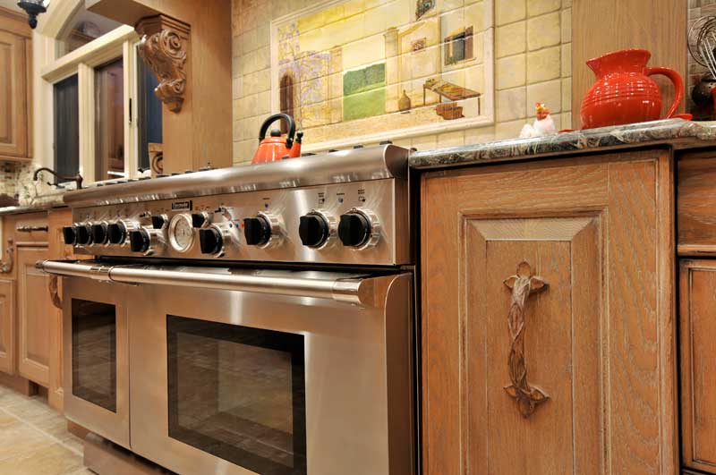 Orange Accessories in the Kitchen