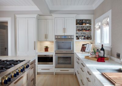 White Kitchen - Wall Oven